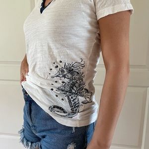 Lucky Tees - Embellished Seahorse Tshirt